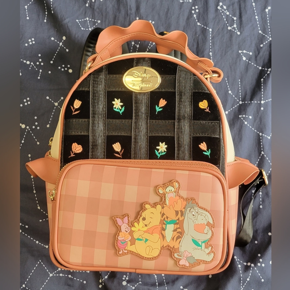 Disney our universe loungefly Winnie the pooh bag (SOLD)